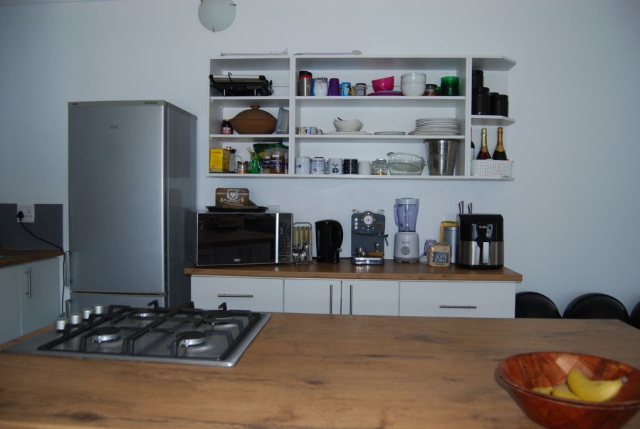 To Let 4 Bedroom Property for Rent in Country Club Western Cape